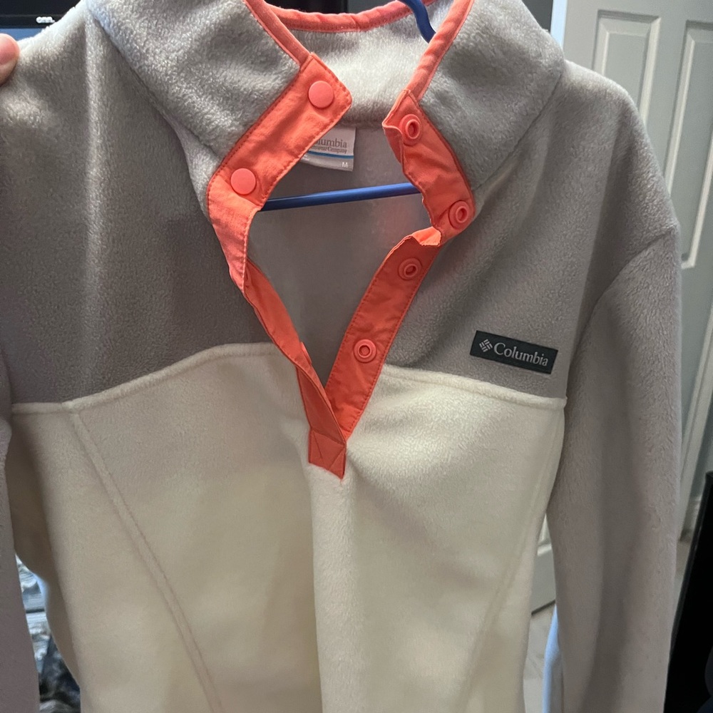 Columbia pullover